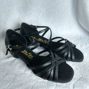 Very Fine Dancesport Shoes - Ladies Classic Practice - 1670C 1.5" Medium Heel &